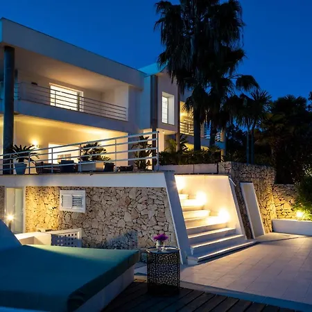 Villa Luxury Private Holiday With Volley Ball Court, Ibiza 1007 Santa Eularia des Riu