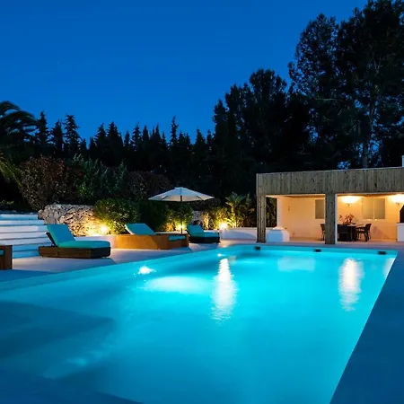 Villa Luxury Private Holiday With Volley Ball Court, Ibiza 1007 *