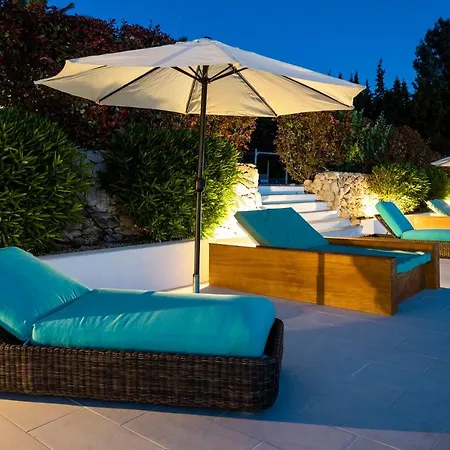 Luxury Private Holiday With Volley Ball Court, Ibiza 1007 Villa Santa Eularia des Riu