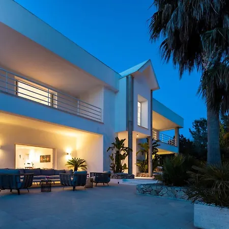 Luxury Private Holiday With Volley Ball Court, Ibiza 1007 Villa *