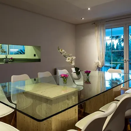 Villa Luxury Private Holiday With Volley Ball Court, Ibiza 1007 Santa Eularia des Riu