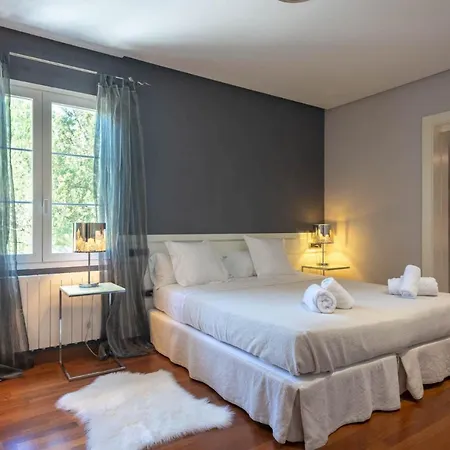 Luxury Private Holiday With Volley Ball Court, Ibiza 1007 *