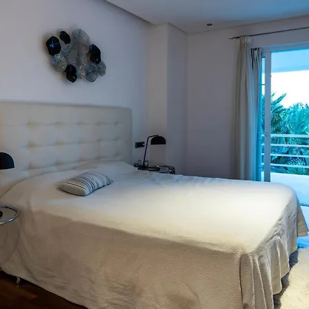 Luxury Private Holiday With Volley Ball Court, Ibiza 1007